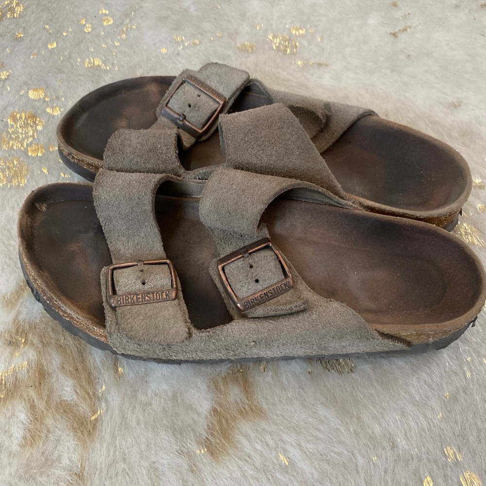Women’s Birkenstock Sandals. Size 40/9.